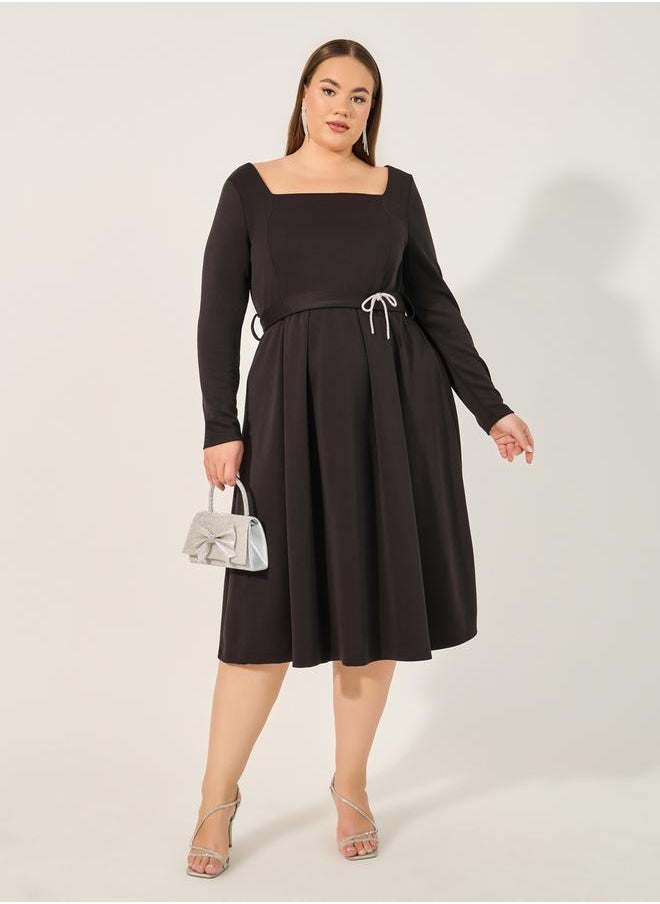 Styli - Plus Size Embellished Bow Detail Pleated A-Line Midi Dress - Image 1