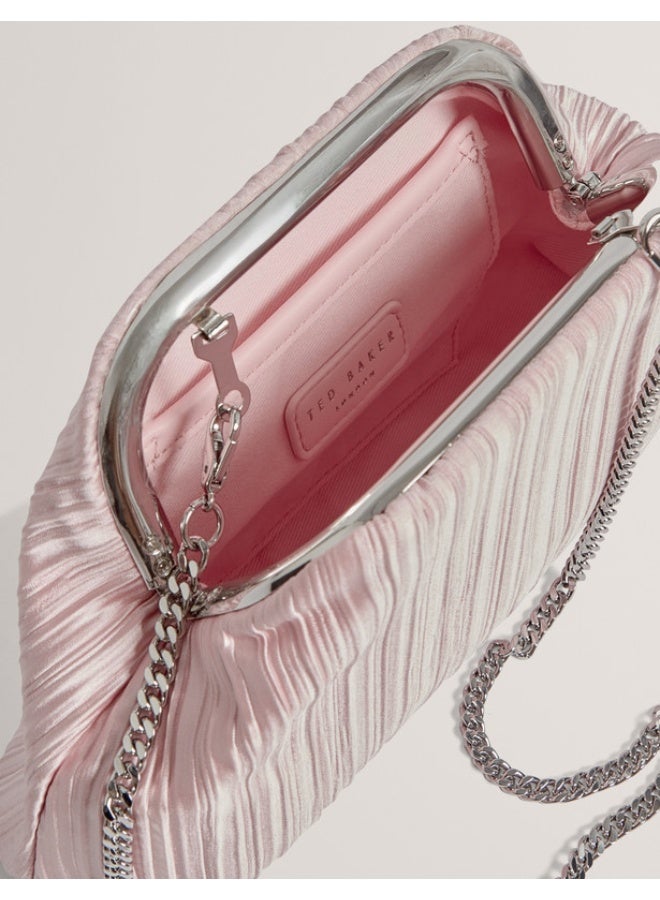 Ted Baker حقيبة كلاتش مطوية من الساتان الناعم - Image 5