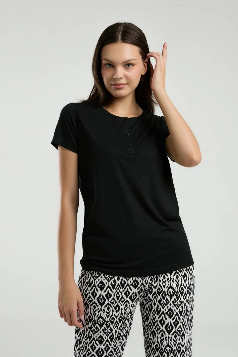 ارنيتا Women's Plus Size Summer Pajama Set, Crew Neck, Short Sleeves, Buttoned, Pocket Detail