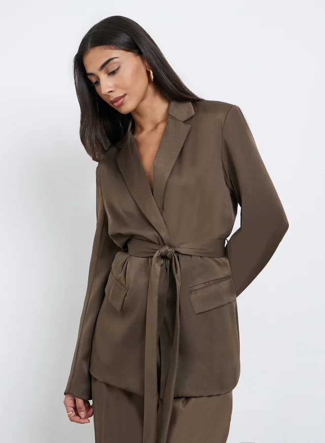 Styli Styli Women Regular Fit Longline Belted Blazer