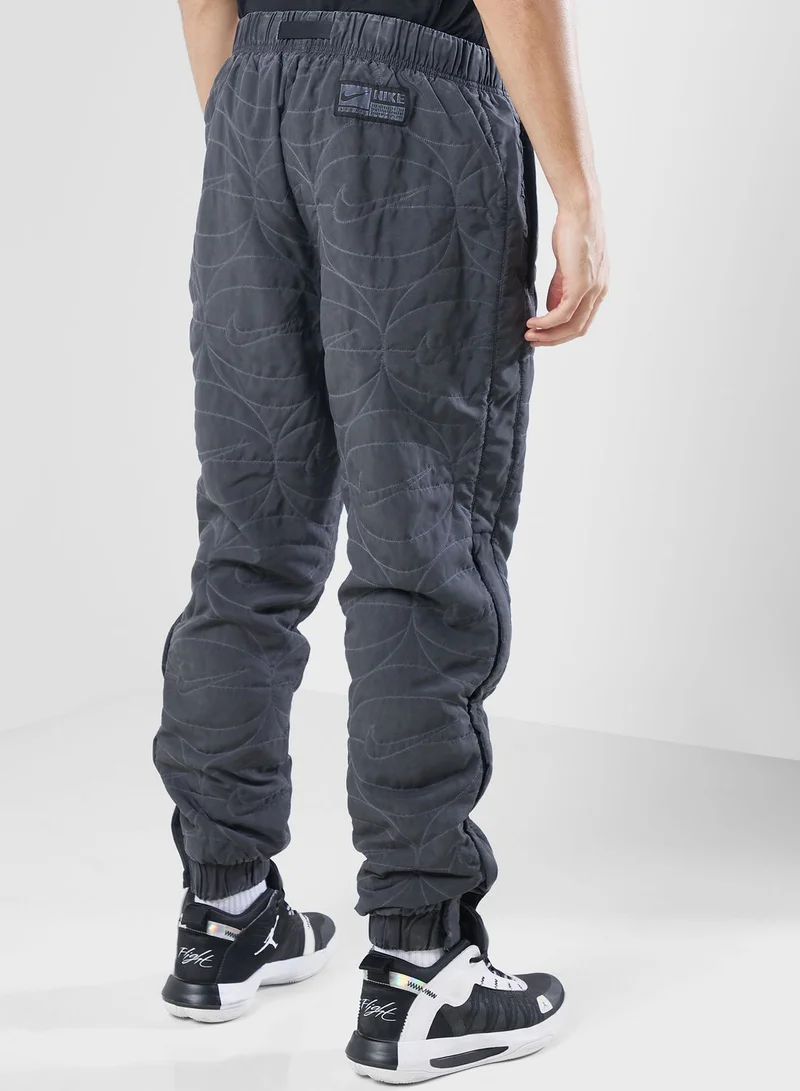 Nike Essential Pants