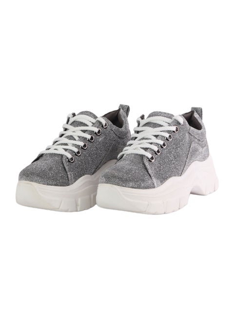 Fashionable Sneakers