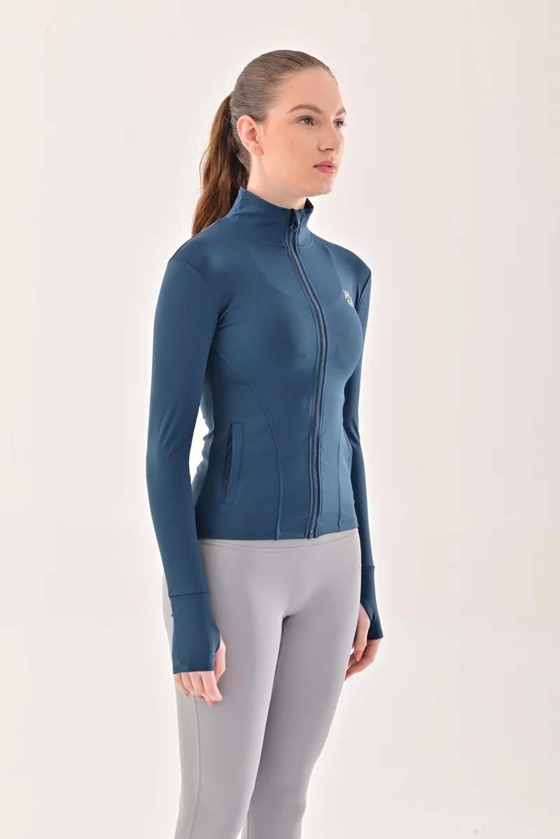 اي اس اس او ٥ جاكيت بسحاب بتقنية FlexFit