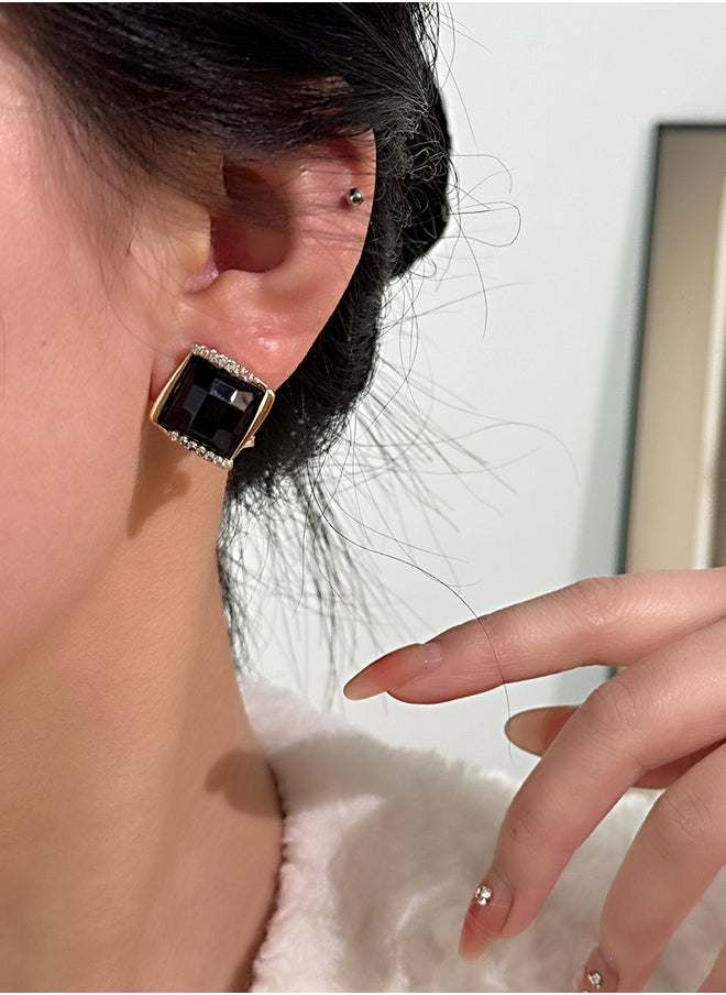 Generic Vintage Crystal Square Earrings Rhinestone Square Stud Earrings Black Earrings Tiny Square Stud Earrings for Women  - Image 3
