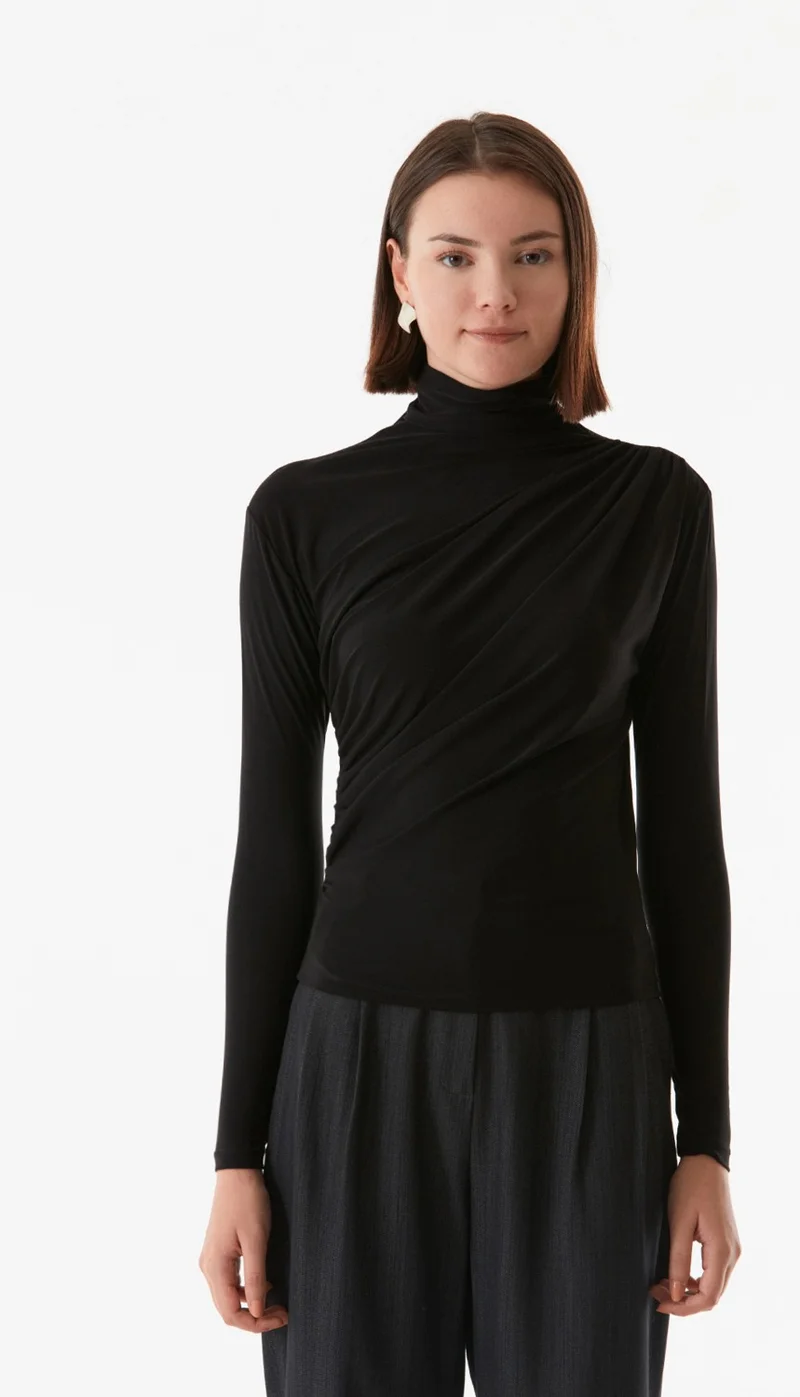FullaModa Basic Side Pleated Blouse