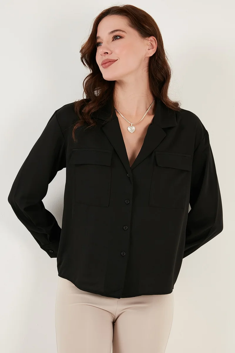 Lela V-Neck Double Pocket Regular Fit Woven Shirt Women's Shirt 611GO00016