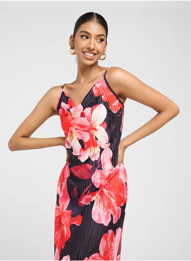 جينجر Strappy Floral Bodycon Maxi Dress
