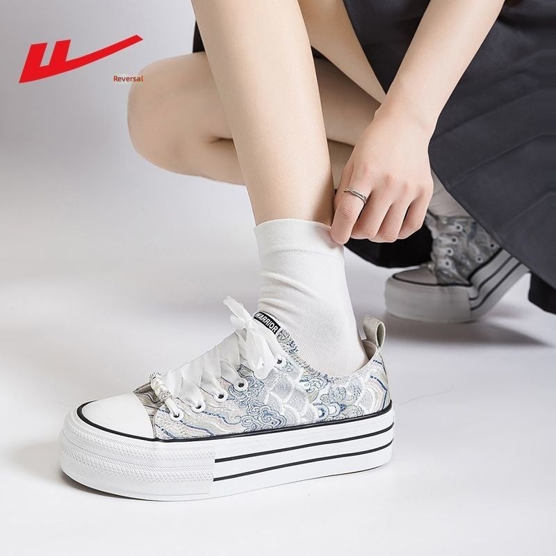 Warrior Women’s shoes, Chinese‑style canvas sneakers for women, 2026 new summer collection—thick‑soled, height‑increasing, modern Chinese‑inspired trendy sports skate  shoes. - Image 4