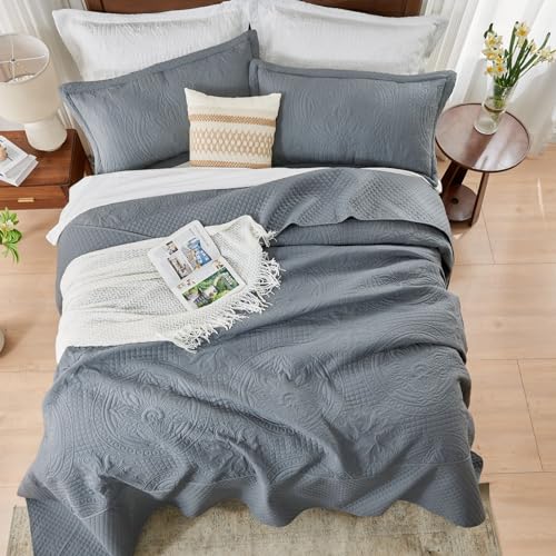 Qucover Alaska King Bedspread 132x 120, Oversized King Bedspread, 3 Piece Soft Microfiber Lightweight Extra Wide King Size Quilts Oversized Comforter Set, Vintage Persian Pattern, Dark Grey - Image 3