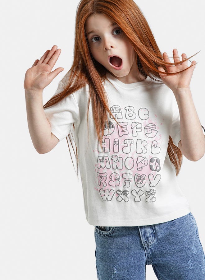 ريمينت تيشرت للبنات برسمة حروف ابيض غامق  - Image 2