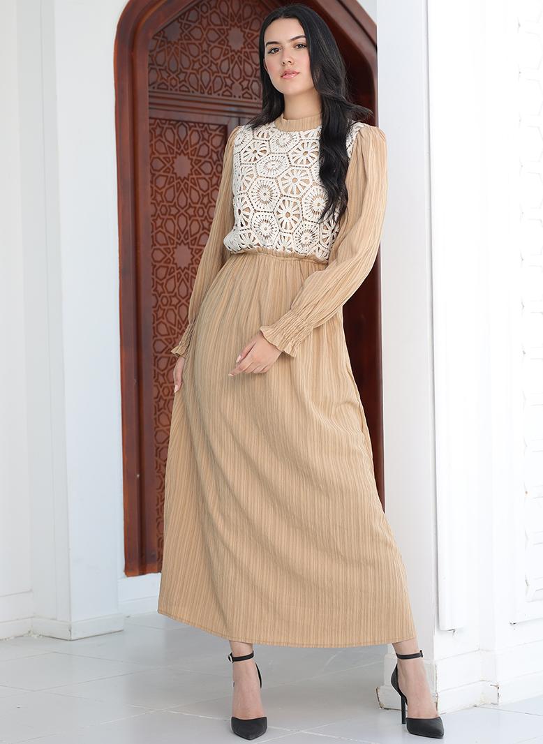 FridayIn Classical Round neck Geometry Solid color Lace Splicing Regular sleeve Long Dresses Khaki - Image 1