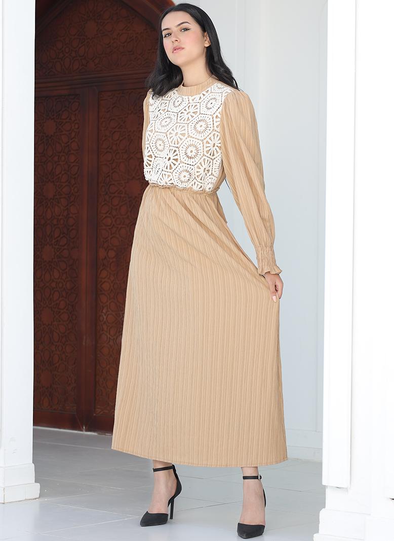 FridayIn Classical Round neck Geometry Solid color Lace Splicing Regular sleeve Long Dresses Khaki - Image 5