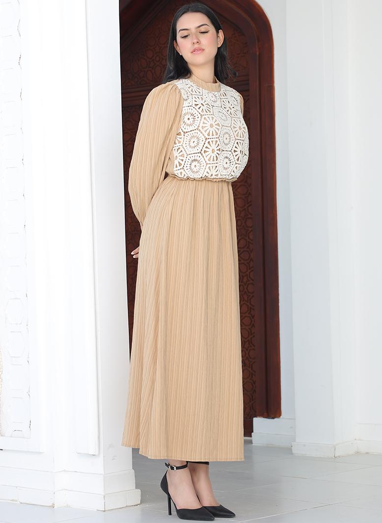 FridayIn Classical Round neck Geometry Solid color Lace Splicing Regular sleeve Long Dresses Khaki - Image 4