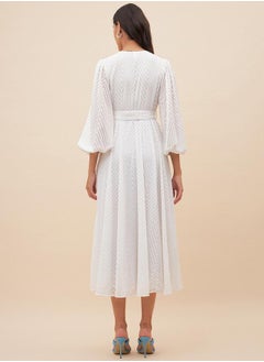 Femmella Textured Dobby Wrap Midi Dress with Waist Tie Detail by Styli  - Image 3