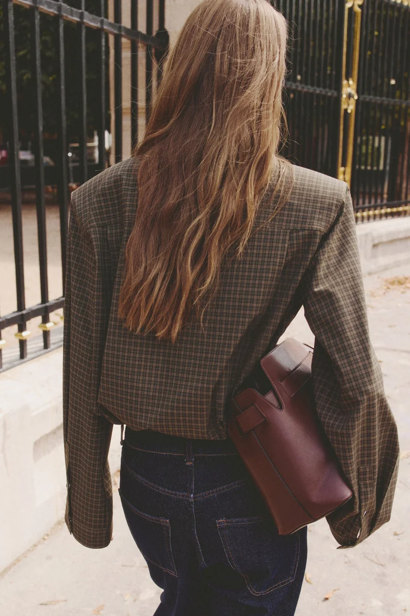 H&M Shoulder-pad shirt