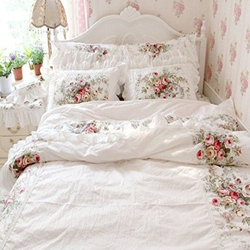 FADFAY Farmhouse Bedding Elegant and Shabby Vintage Rose Floral Duvet Cover Bedskirt Lovely White Lace and Ruffle Style Exquisite Craft 100% Cotton,Full Size 4-Pieces - Image 2