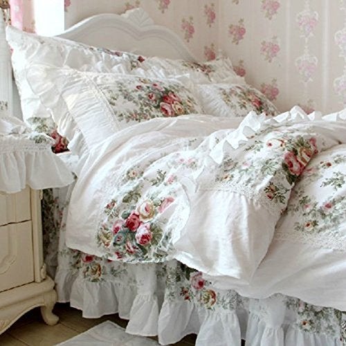 FADFAY Farmhouse Bedding Elegant and Shabby Vintage Rose Floral Duvet Cover Bedskirt Lovely White Lace and Ruffle Style Exquisite Craft 100% Cotton,Full Size 4-Pieces - Image 1