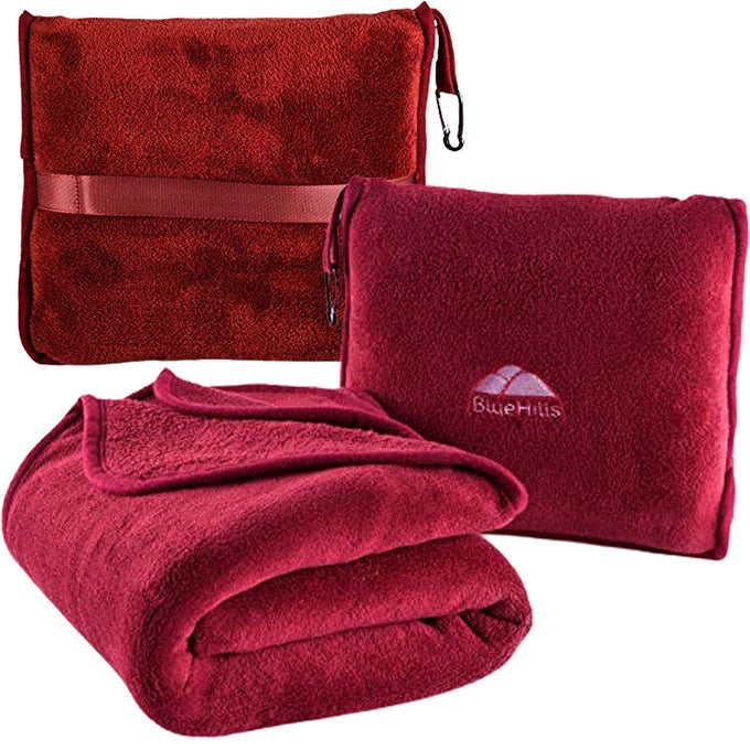 PREMIUM SOFT TRAVEL BLANKET PILLOW AIRPLANE BLANKET PACKED IN SOFT BAG PILLOWCASE WITH HAND LUGGAGE BELT AND BACKPACK CLIP COMPACT PACK LARGE PLANE FOR ANY TRAVEL RED T001