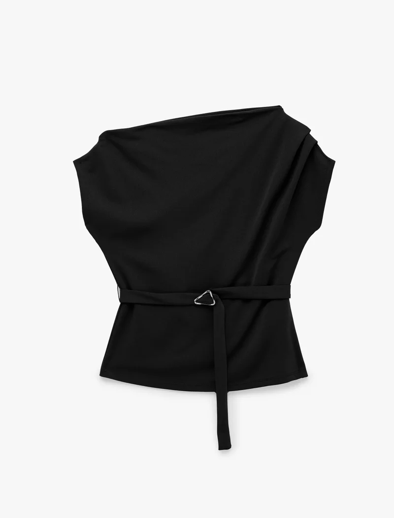 Koton Sleeveless Crepe Blouse