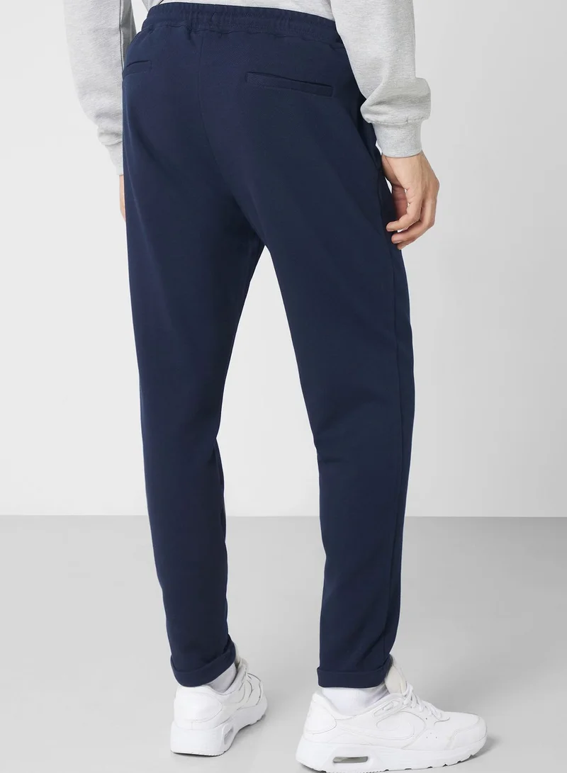 Iconic Essential Sweatpants