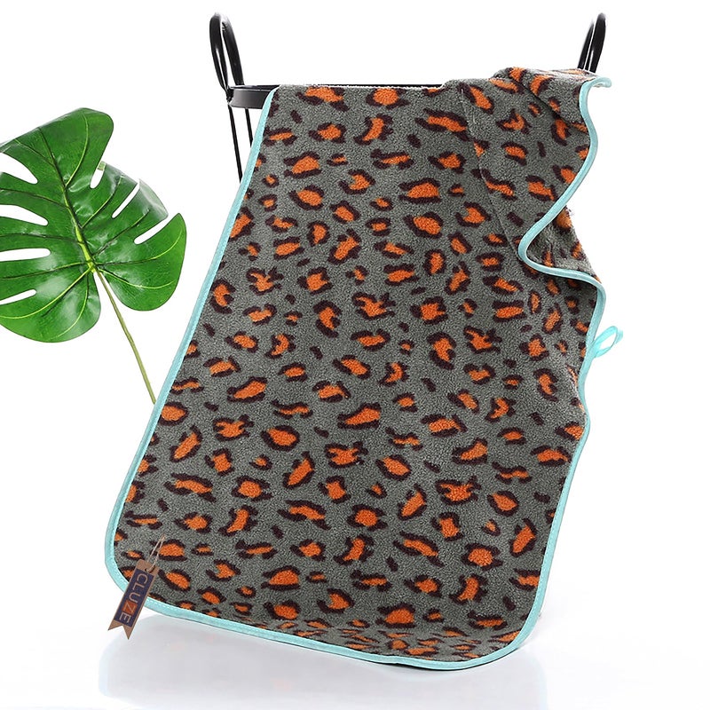 CLUZE Microfiber Leopard Print Face Towel Set Hanging and Absorbent Hand Towel for Gym Bathroom 35x75cm (Pack of 3) - Image 4