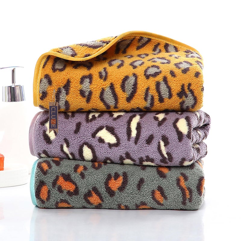 CLUZE Microfiber Leopard Print Face Towel Set Hanging and Absorbent Hand Towel for Gym Bathroom 35x75cm (Pack of 3) - Image 2