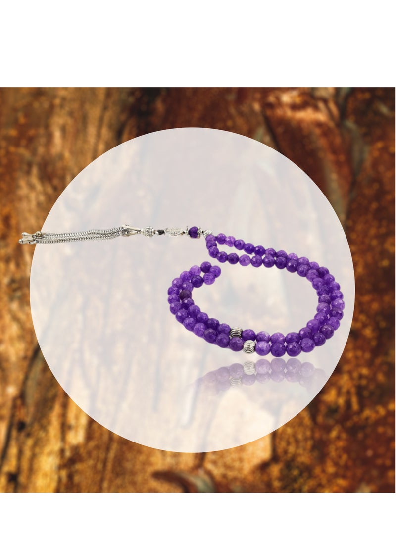 Luxurious agate rosary that combines natural beauty with elegant decoration - featuring a purple color