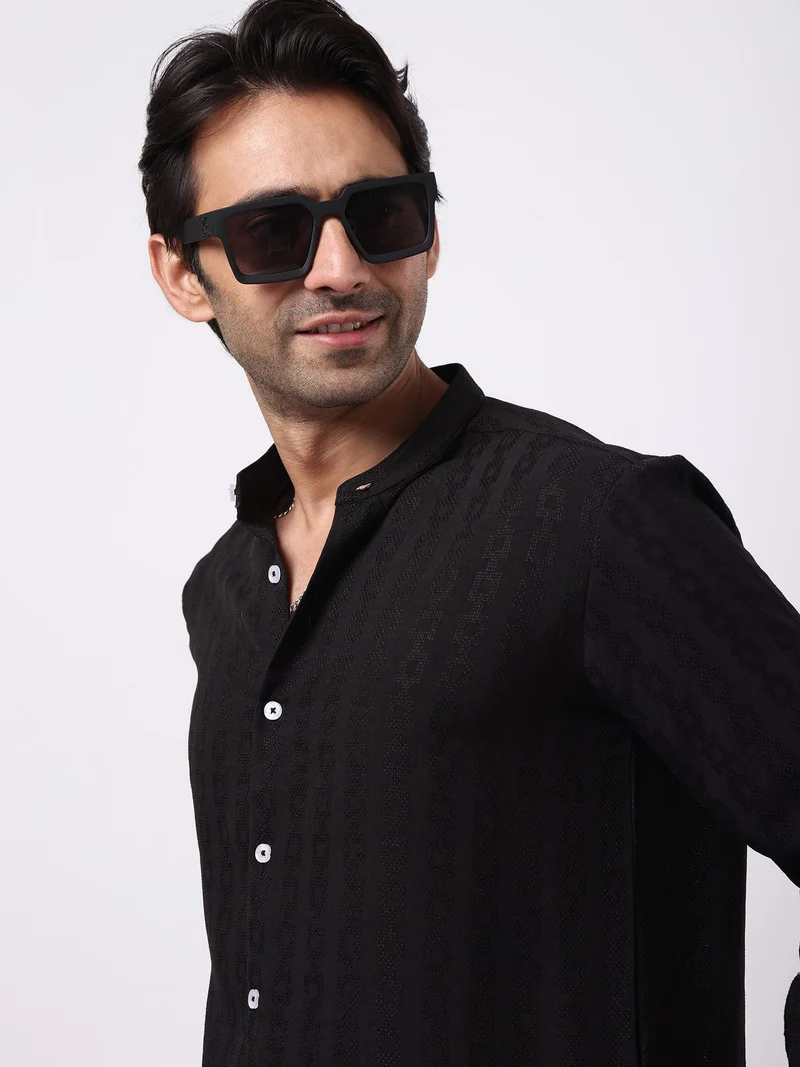 مانياك Maniac Mens Solid Chinese Collar Full Sleeve Soft Twill Fabric Black Shirt