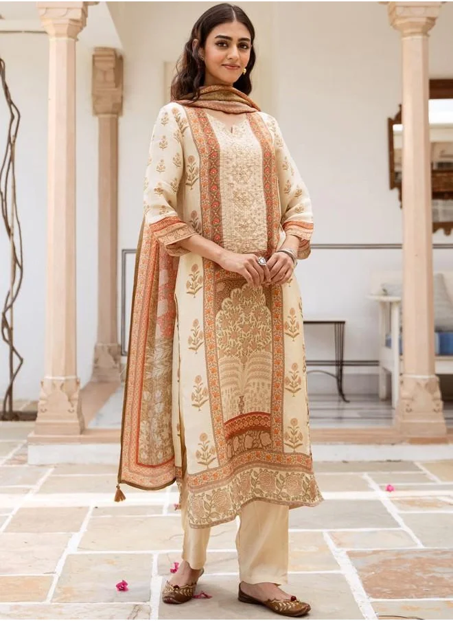 آي شين Elastic Women Cream Rayon Kurta Set with Embroidered pattern Tunic and Palazzo features a Round neckline and Three-Fourth Sleeve secured with Elastic closure and styled in Straight Fit ideal for Festive moments — designed to make heads turn.