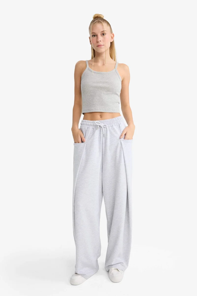 ديفاكتو Barrel Fit Wide Leg Sweatpants