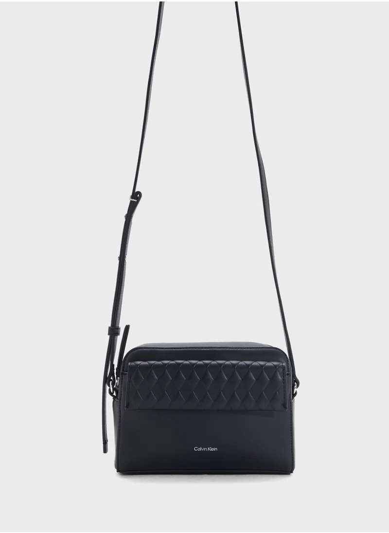 كالفن كلاين MINI QUILT CAMERA BAG