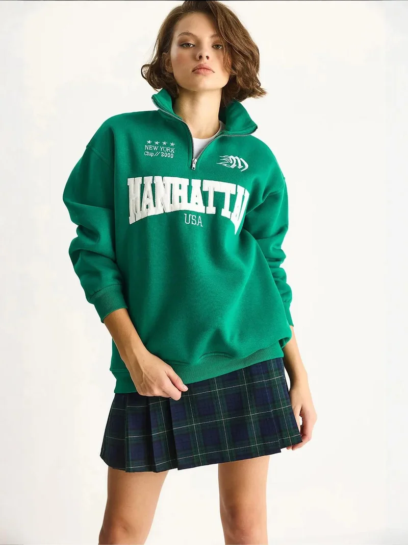 Bianco Lucci Green LUCCI Back Printed Long Sleeve Zipper Collar Sweatshirt for Women | Best Price UAE