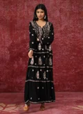 Alaya Black
