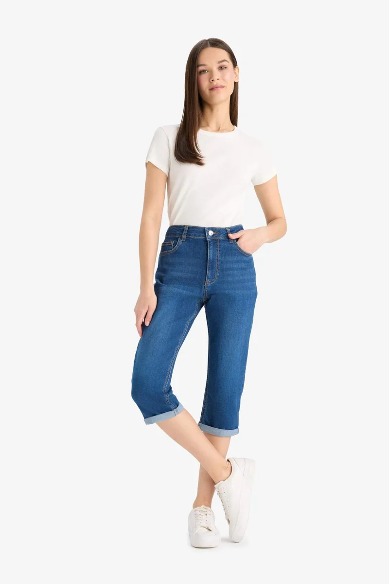 ديفاكتو Normal Waist Denim Capri