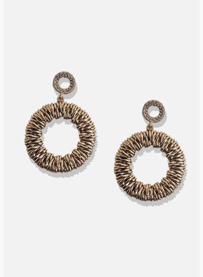 SOHI Gold Plated Designer Party Wear Drop Earring For Women