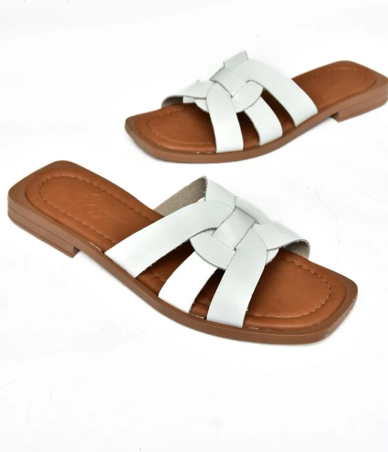 Fox Shoes S291045603 White Leather Women's Slippers
