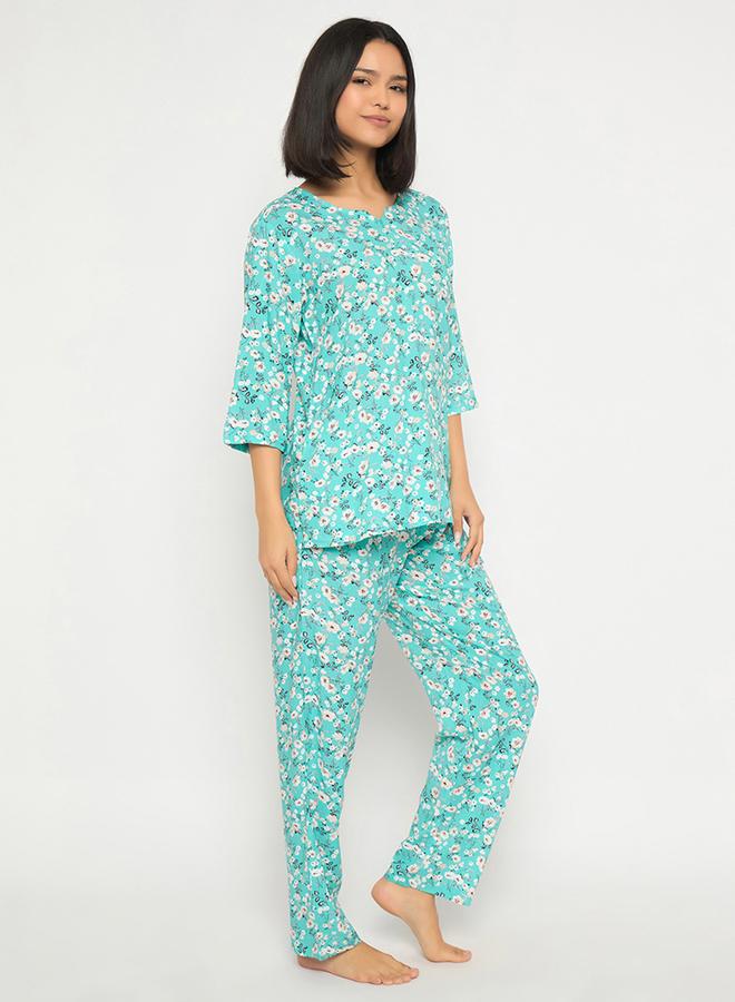 Clovia Floral Print Notch Neck Top and Pyjama Set - Image 5