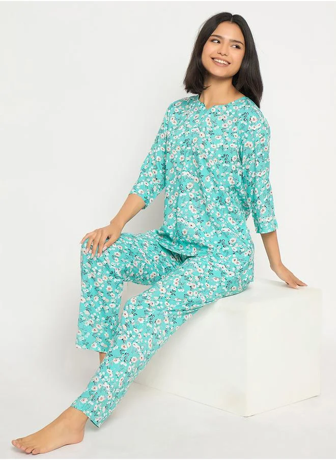 Clovia Clovia Floral Print Notch Neck Top and Pyjama Set