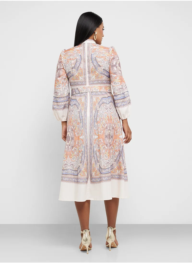 خزانة Paisley Print Midi Dress
