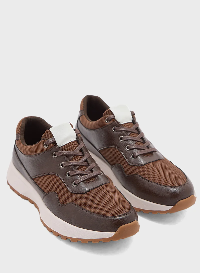 Robert Wood Smart Casual Sneakers