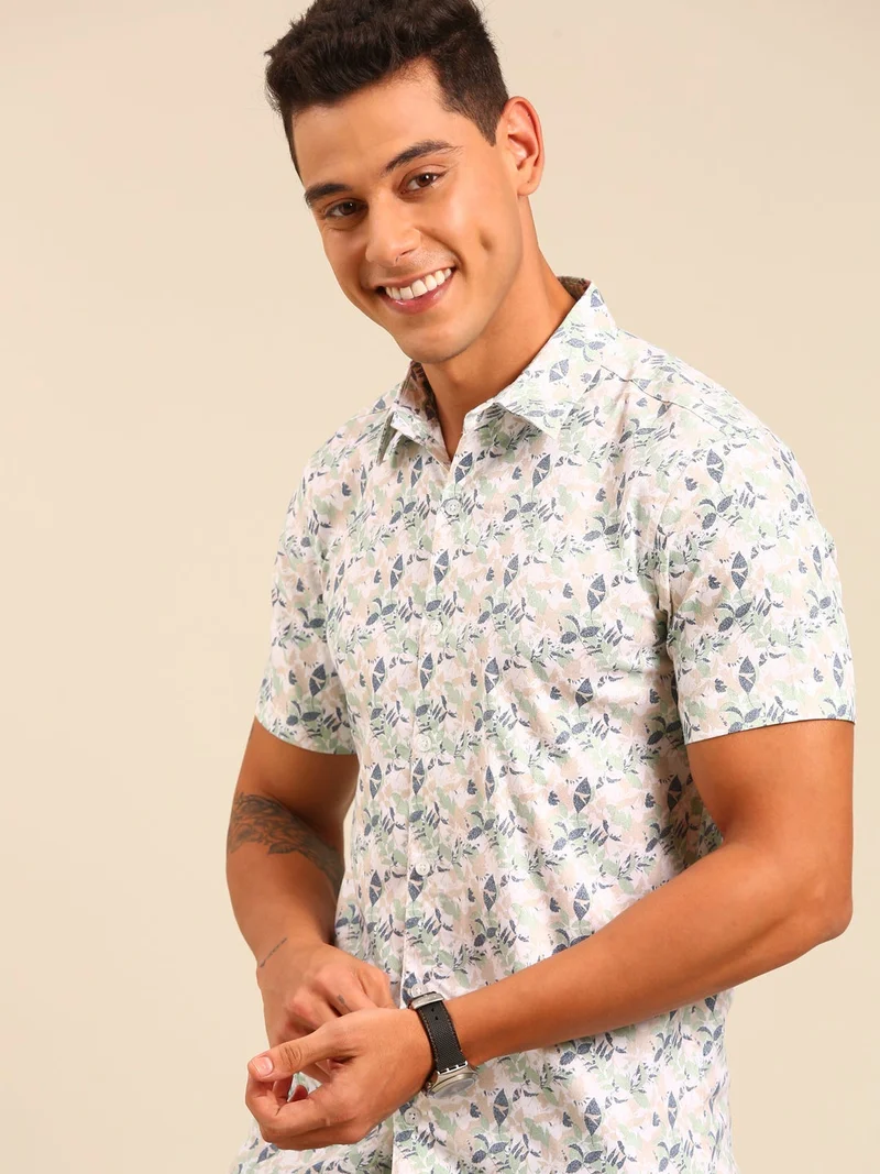 Joven Men's White and Green Printed Cotton Shirt