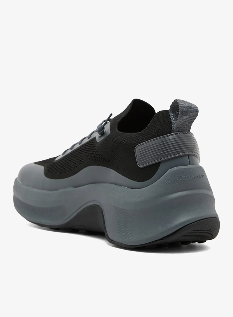 كالفن كلاين جينز أحذية رياضية مكتنزة برباط