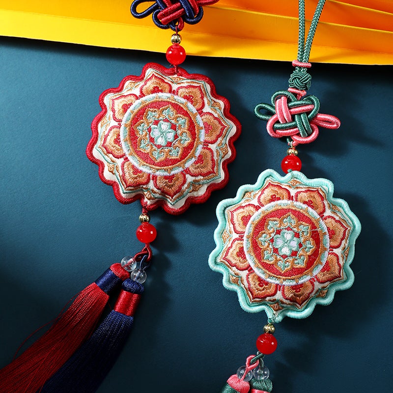 Dunhuang Embroidery Gourd Sachet, Chinese Festival Decoration, Hanfu Accessory, Gift - Image 3