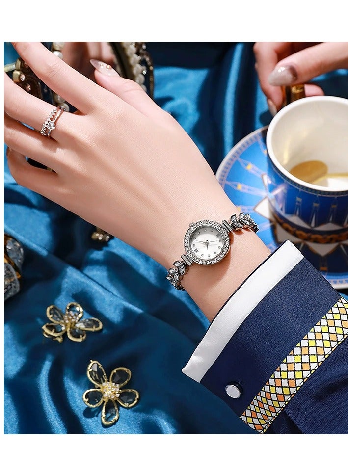 Goolsky Mermaid-Inspired Women’s Bracelet Watch – Quartz Starry Sky Wristwatch – Elegant Niche Jewelry Timepiece – Small Dial Sparkling Ladies Watch - Image 3