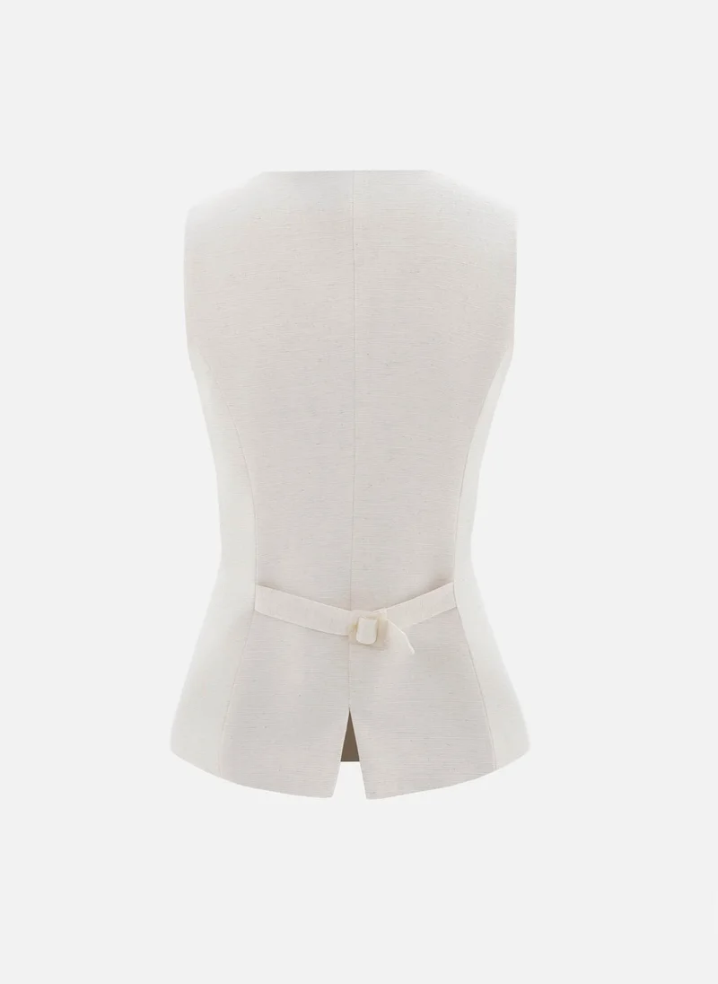 Lichi Linen waistcoat with diagonal fastening