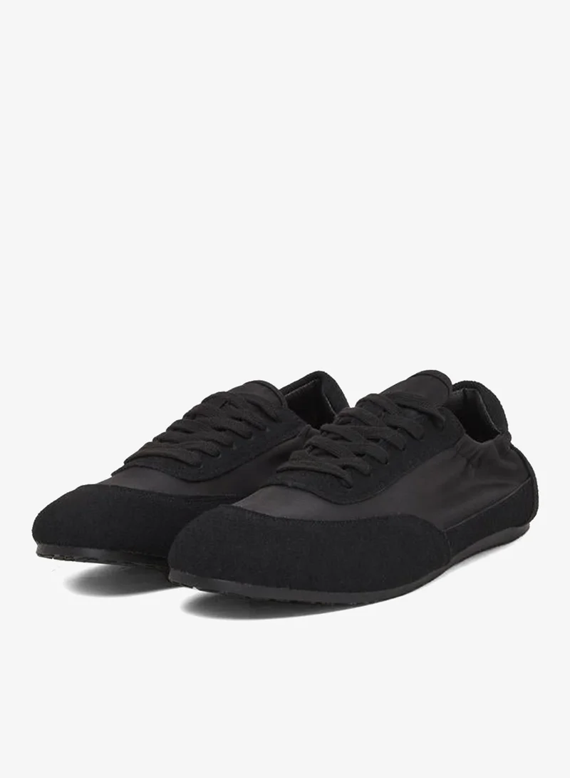 ستايلي اكتيف أحذية ستايلي نسائية سوداء مرنة سهلة الارتداء