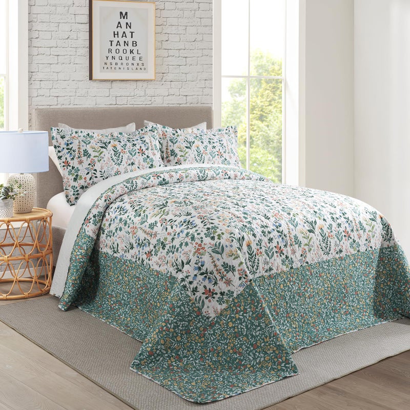 Travan 3-Piece Floral Quilt Super King Quilt Bedding Set, Ultra Soft & Fade Resistant Super King Size Quilt Set with 1 Quilt Set and 2 Shams Purple Quilt for All Season, Exquisite, Super King - Image 2