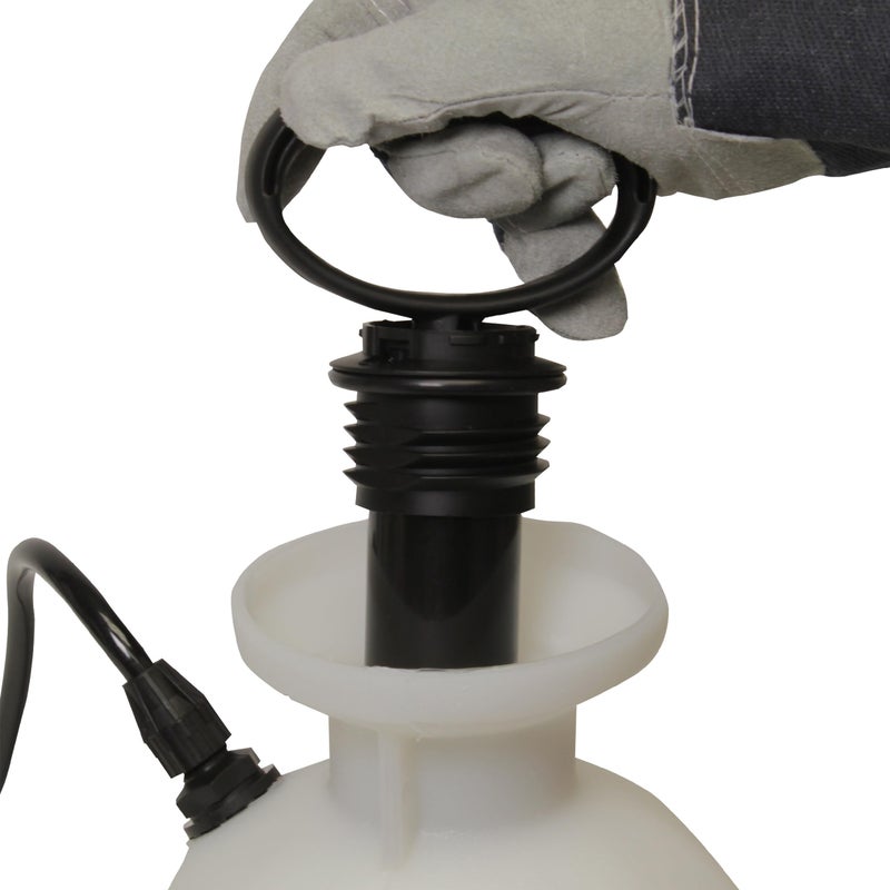 Chapin International Chapin International - 2014 1-Gallon Handheld Sprayer,White  - Image 2