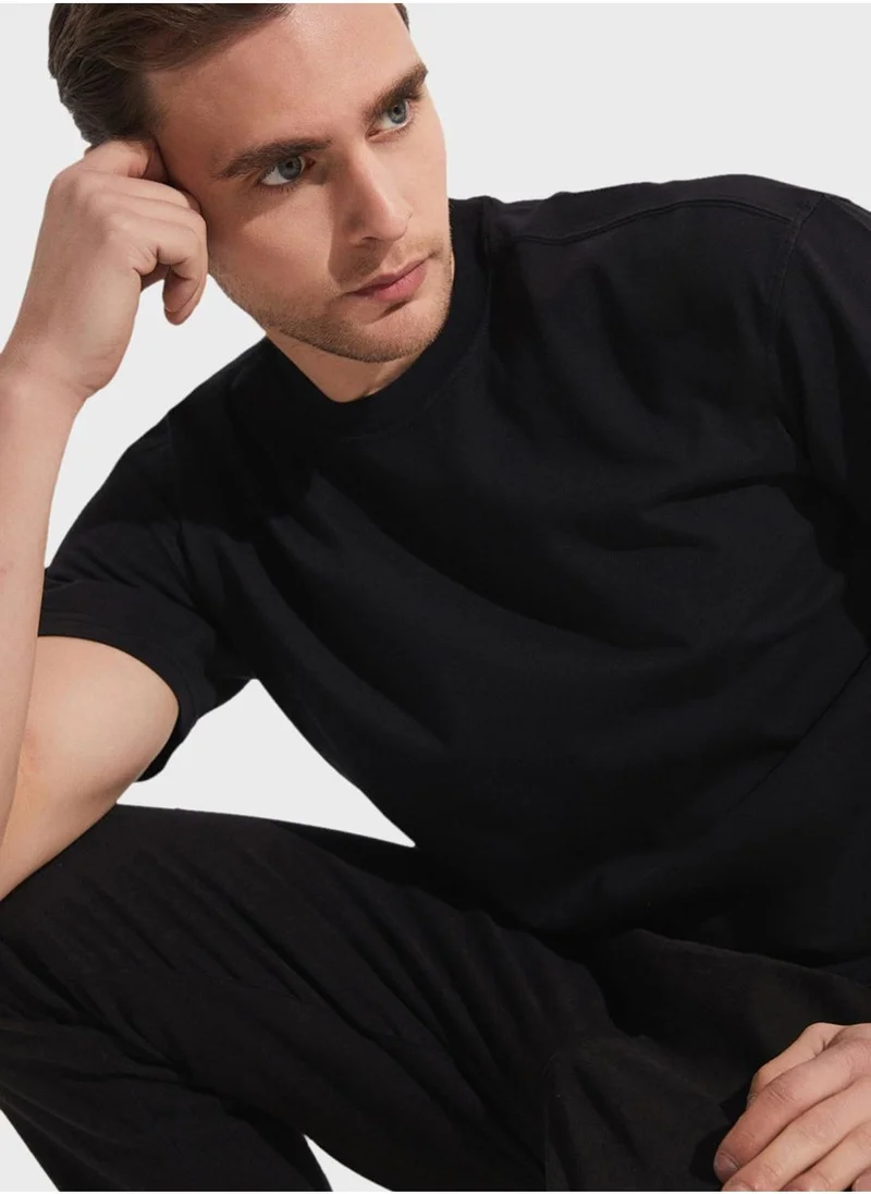 جون Crew Neck T-Shirt