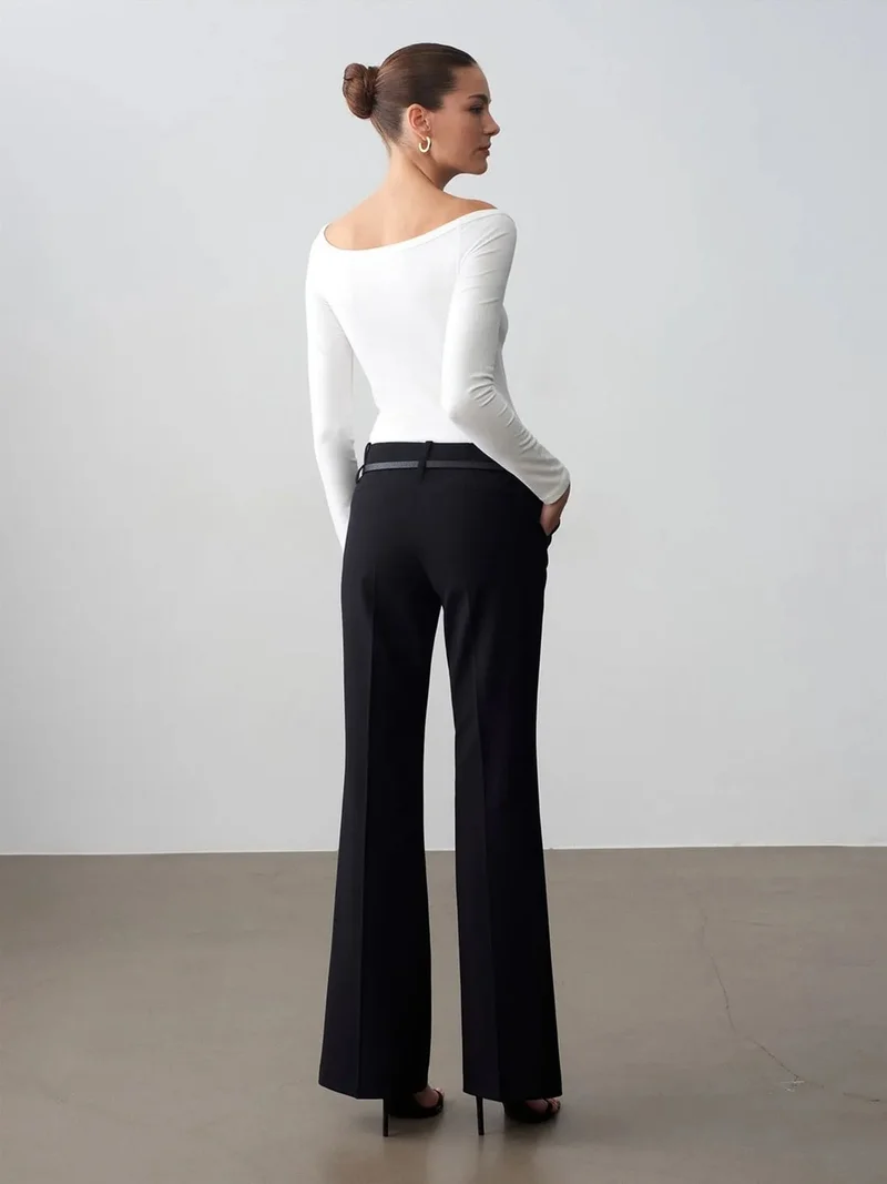 ديلفين Dilvin Belted Straight-Leg Crepe Trousers